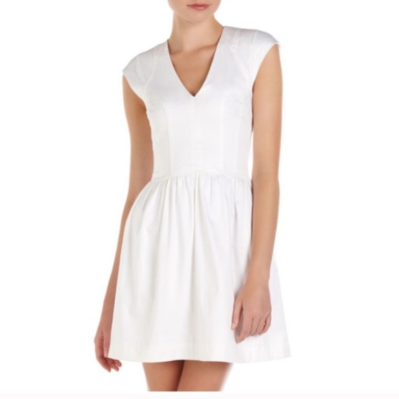 French Connection Dresses & Skirts - French connection cap sleeve poplin dress /8/